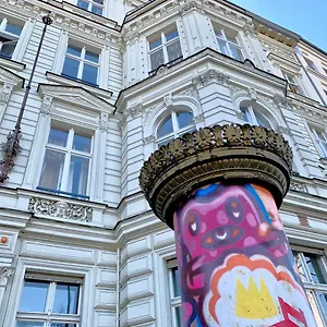https://grand-hostel-berlin.find-berlin-hotels.com